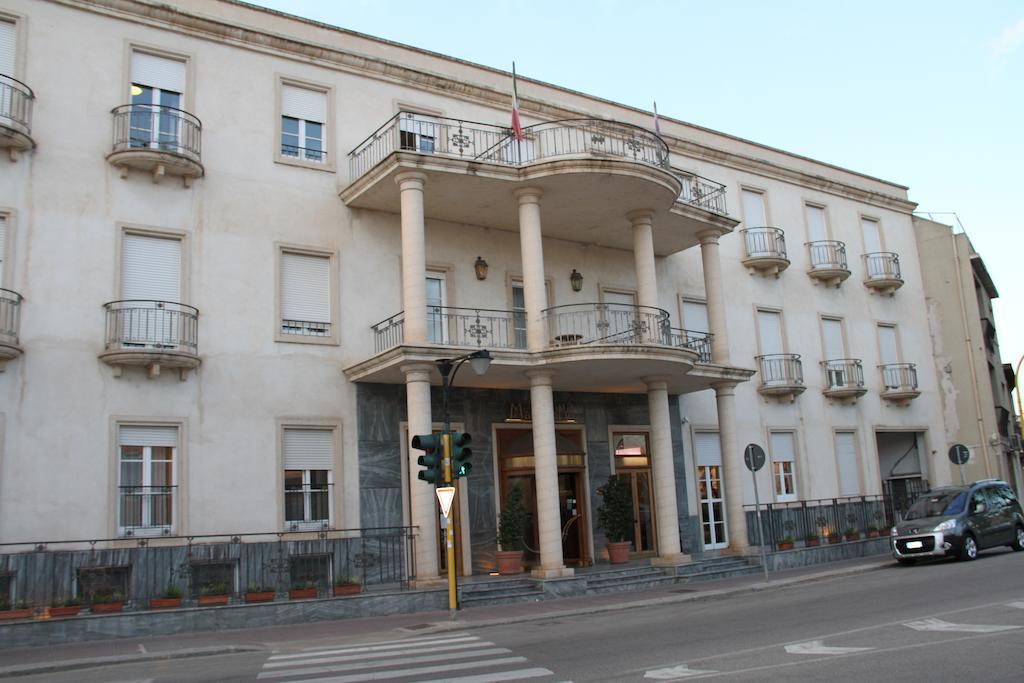 Mariano IV Palace Hotel Oristano Esterno foto